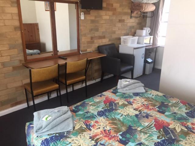 Governors Hill Motel Goulburn Bagian luar foto