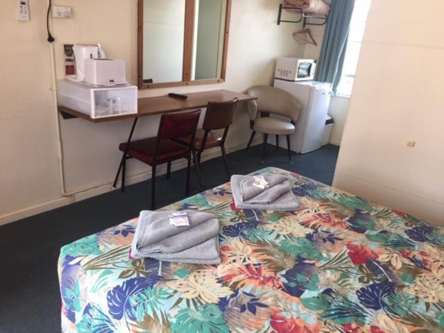 Governors Hill Motel Goulburn Bagian luar foto