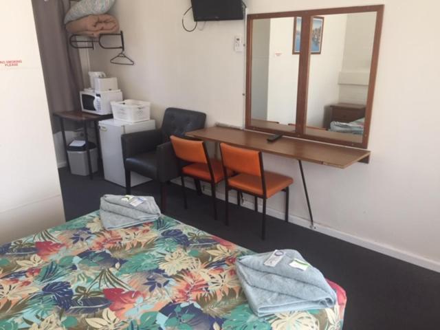 Governors Hill Motel Goulburn Bagian luar foto